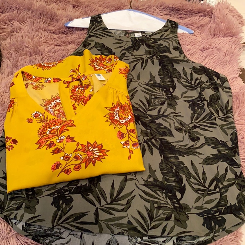 Bundle Old Navy Tropical and Boho Tanks